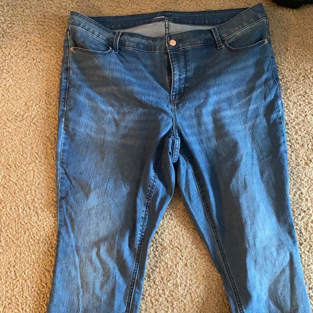 Old Navy super skinny jeans Sz 20 plus